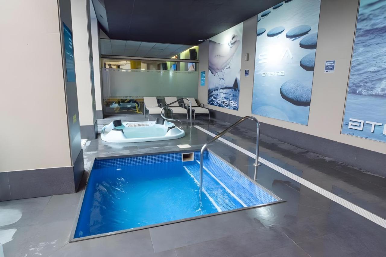 Apartamentos Benalbeach Benalmádena Exteriör bild